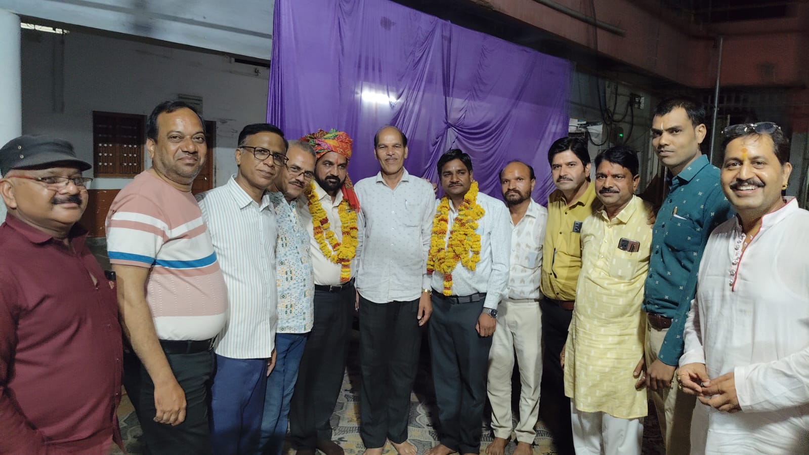 सकल हिंदू समाज आष्टा के अध्यक्ष अनिल श्रीवास्तव एवं सह-अध्यक्ष नरेंद्र कुशवाहा पूर्व पार्षद का हुआ सर्वसम्मति से चयन, सौहार्दपूर्ण वातावरण में संपन्न हुआ निर्वाचन